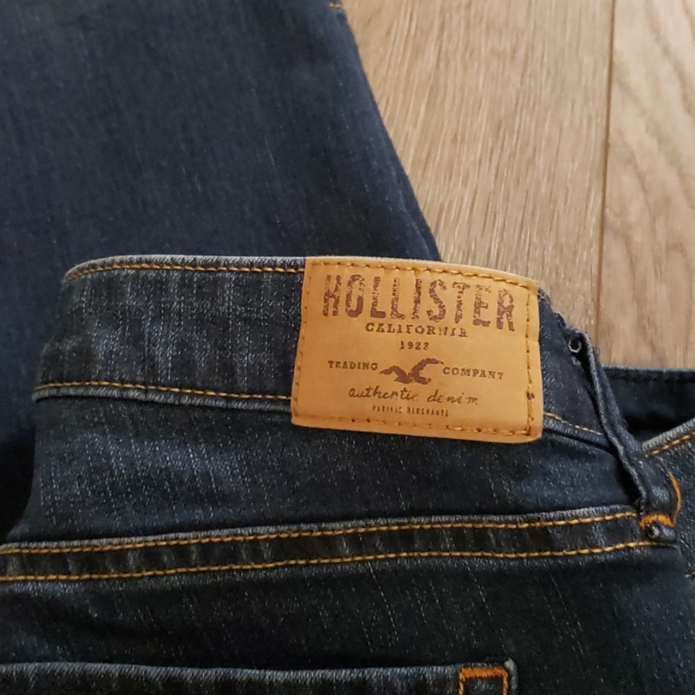 Hollister jeans